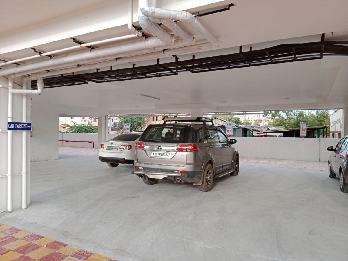 Hotel John Towers à Tirunelveli Extérieur photo