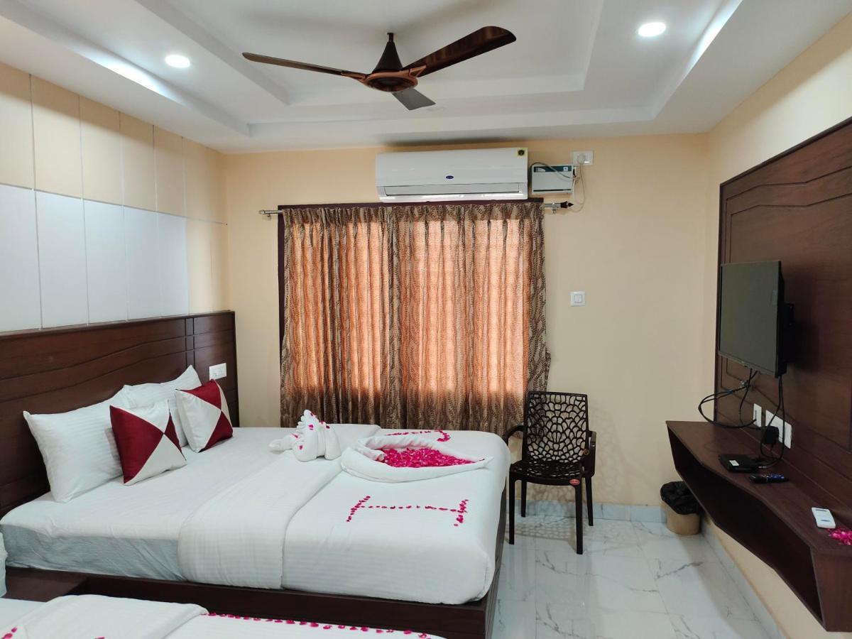 Hotel John Towers à Tirunelveli Extérieur photo